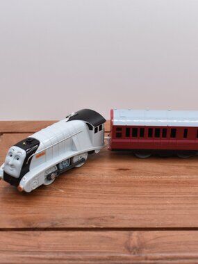 Spencer and Red Passenger Coach 2004 Tomy Plarail Thomas & Friends Engine Trains